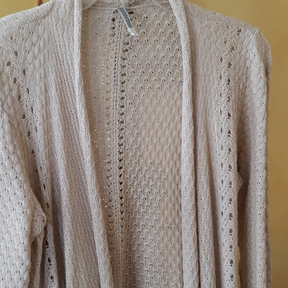 Sweater - Picture 2 of 4